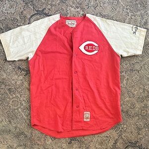 Vintage Cinncinnati Reds 1975 Baseball Button-Front Raglan jersey large